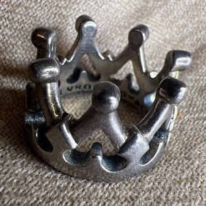 Chevron royale sterling silver 925 crown ring, size 6